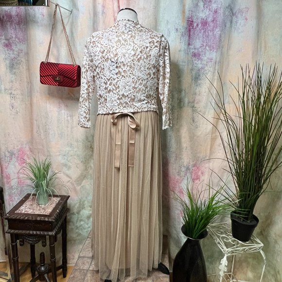 NWT📌 Candalite 2 - Piece Lace Mother of the Bride - Ball - Prom - Formal Dress - Picture 2 of 15